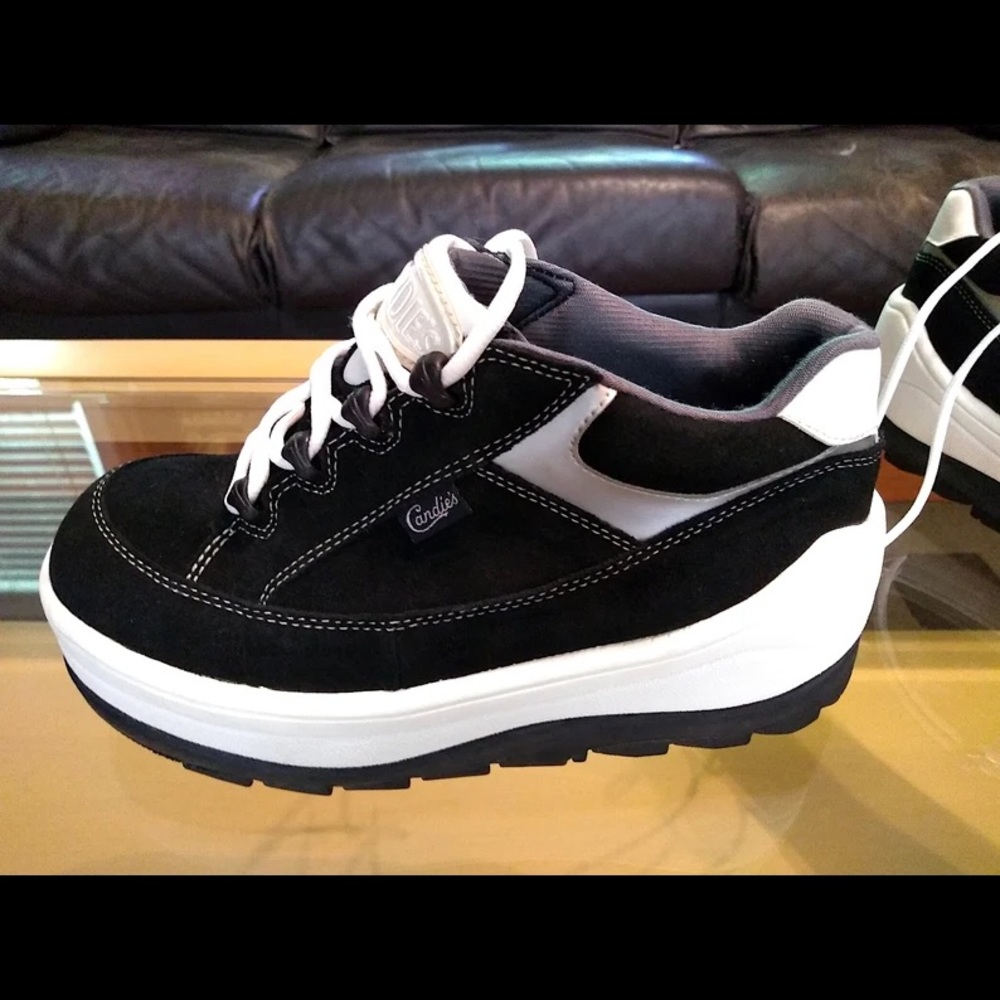 Women’s size US 7.5 90s Candies Vintage Platform Sneakers